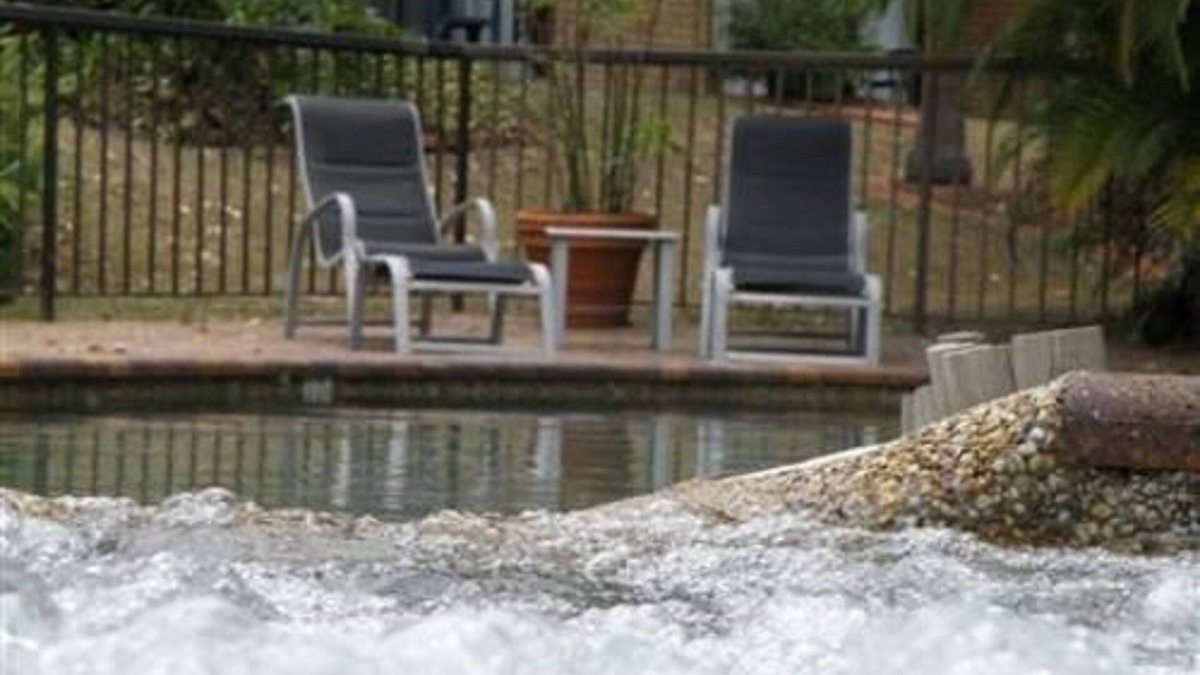 Mount Ommaney Hotel | Mt Ommaney Hotel Apartments