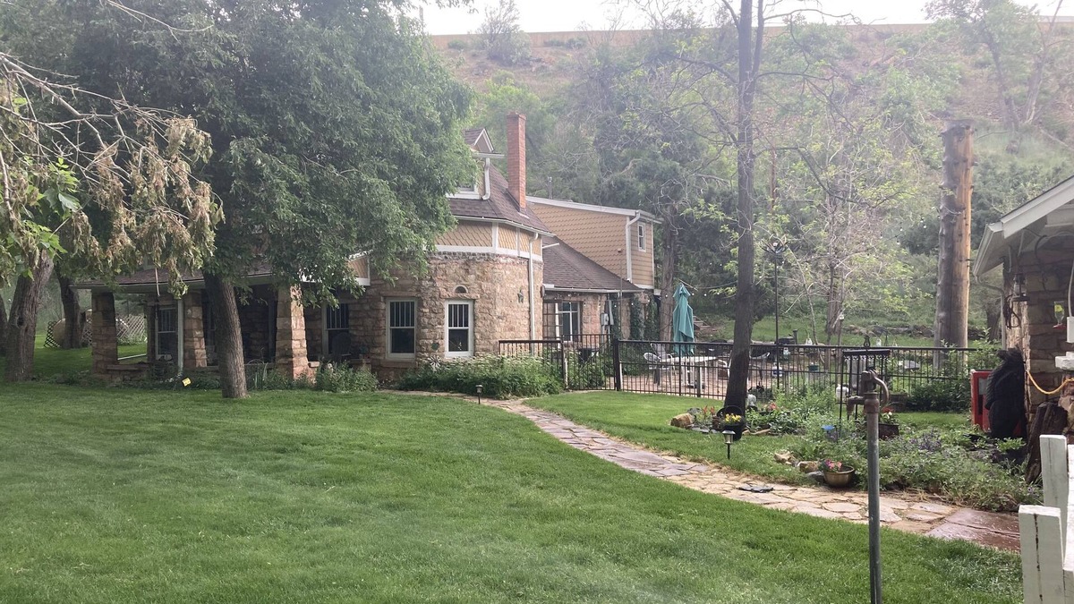 Golden House | Mt. Vernon Ranch House near Red Rocks and Colorado Mountains, skiing. Est 1860