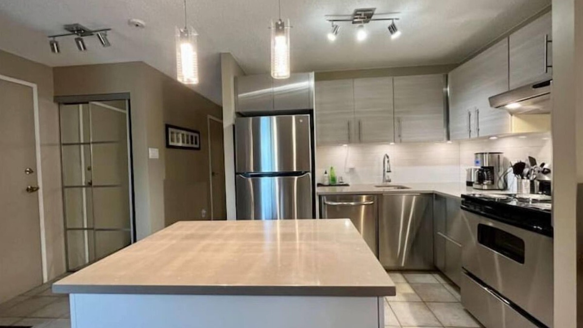Verdun Condo | MTL Comfy, Honest and Well-Located Condo w/office