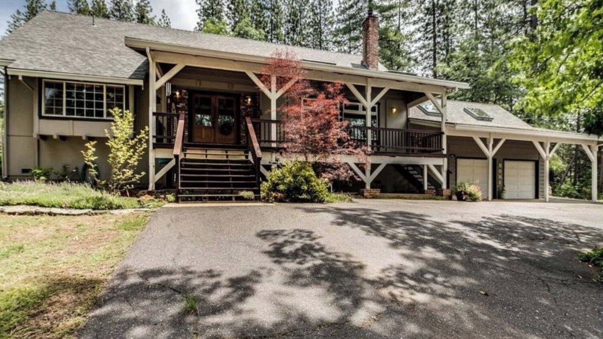 Glencoe House | Mtn House w/private pool close to hiking/lake/wine tasting + Large Game Room
