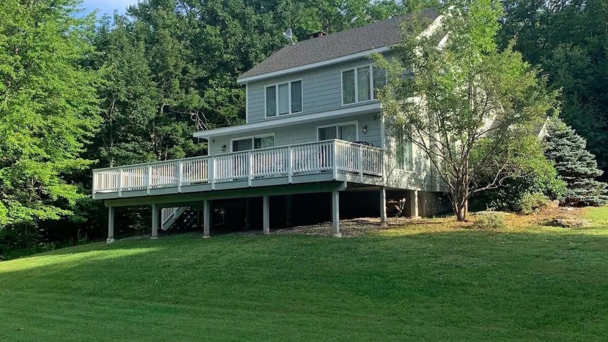 Maplecrest House | MTN RETREAT In Windham
