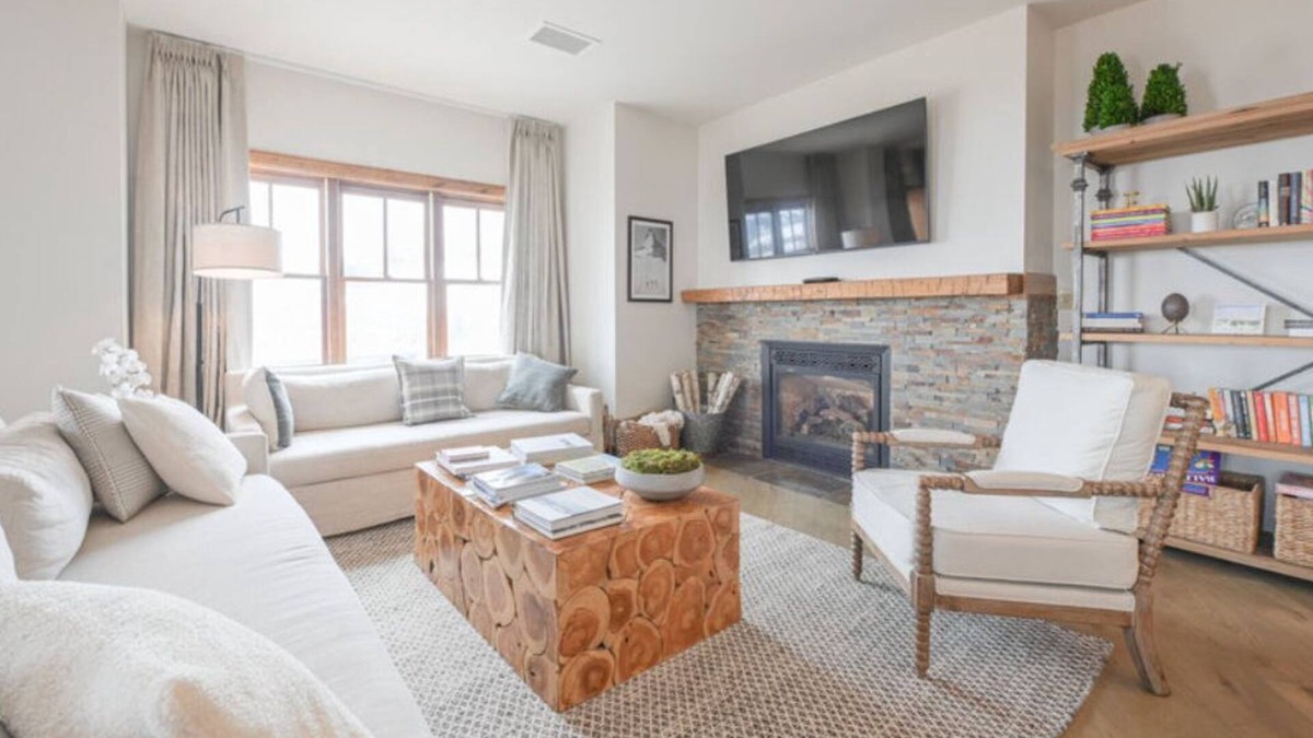 Crested Butte Cabin | Mtn View 3BR Condo w/Kitchen in Prime Location