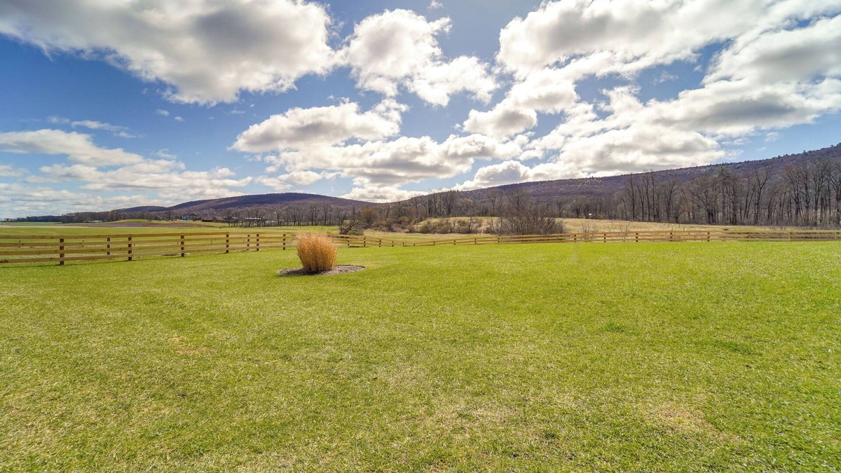 Spring Mills Apartment | Mtn-View Studio: 18 Mi to Penn State!