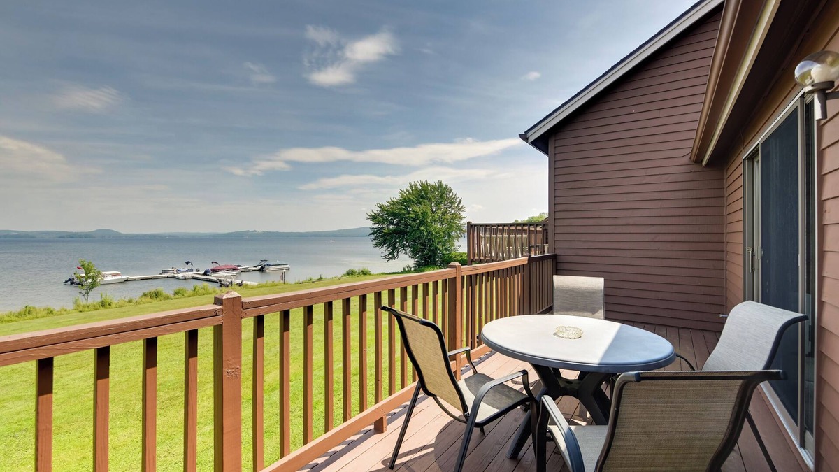Newport Center Condo | Mtn Views & Pool Access: Lake Memphremagog Condo!