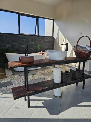 Entebbe Apartment | Muguet by Ibiscot