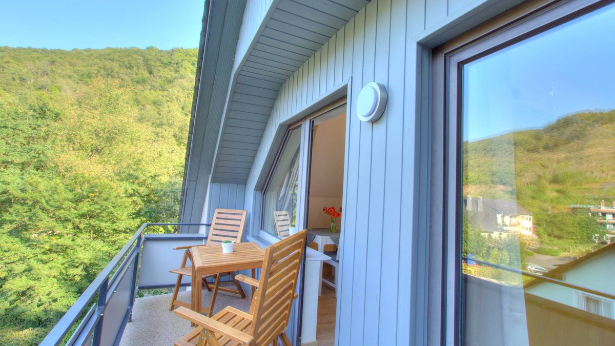 Beilstein Apartment | Mühlentaler vacation apartment, in the Sleeping Beauty of the Moselle (Beilstein), DG Whg. 4