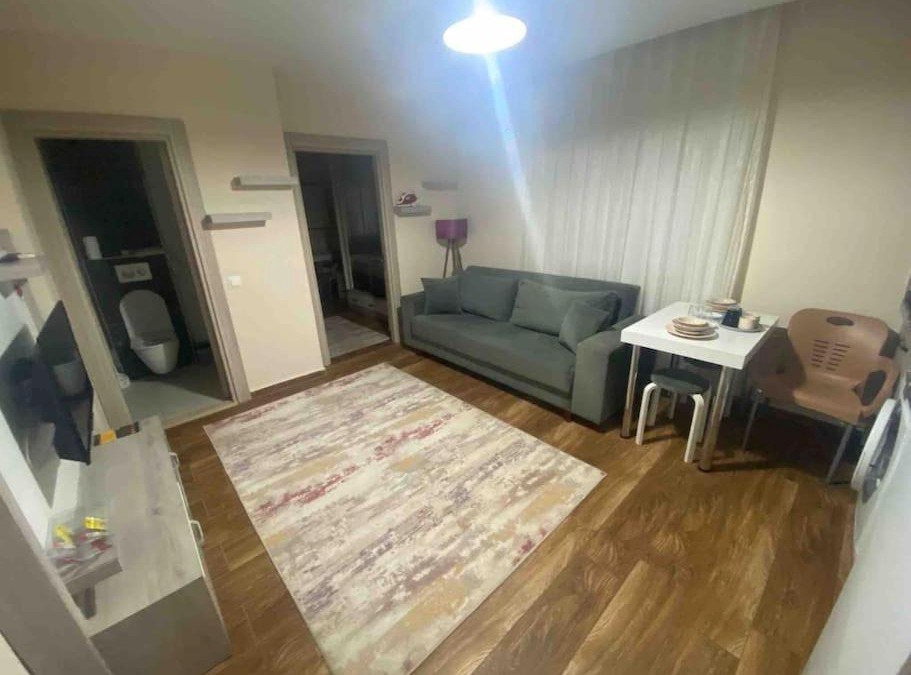 Kultur Mahallesi Apartment | Muhteşem konum, geniş daire'2'