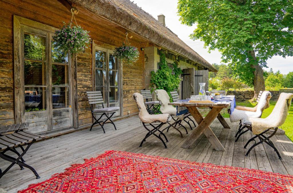 Simisti House | Muhu Namaste