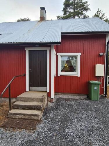 Kokemaki House | Mukavä mökki luonnon rauhassa maaseudulla.