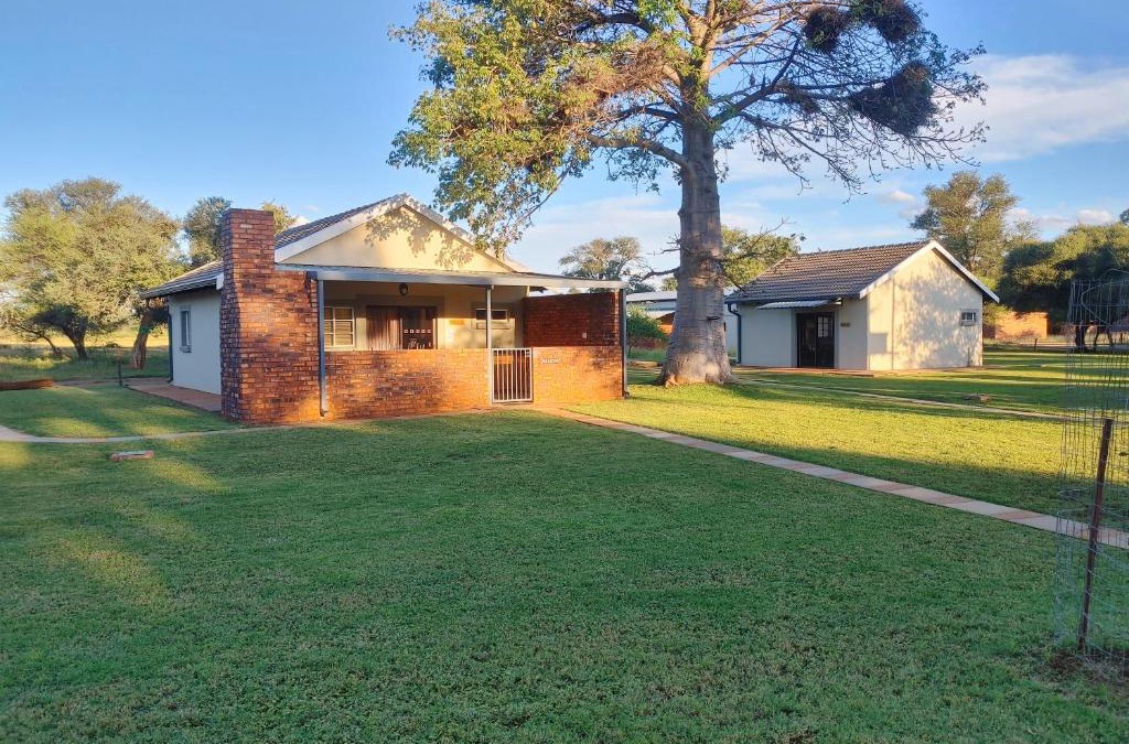 Swartwater Cabin | Mukumbura Swartwater