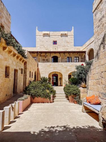 Zabbar Hotel | Mulberries