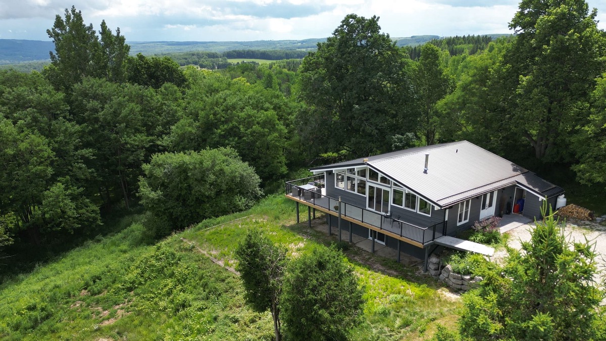 Mulmur House | Mulmur Hills Chalet