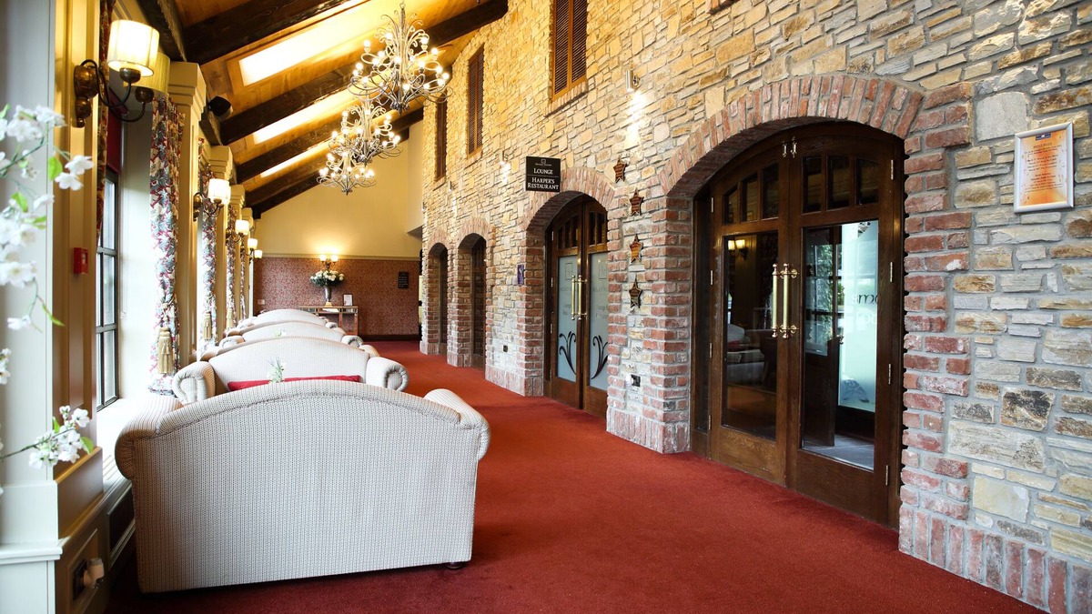 Milford Hotel | Mulroy Woods Hotel