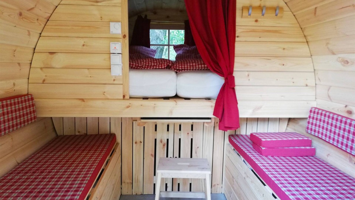 Nideggen Apartment | Multi-bed room for 4 guests with 8m² in Nideggen (272048)