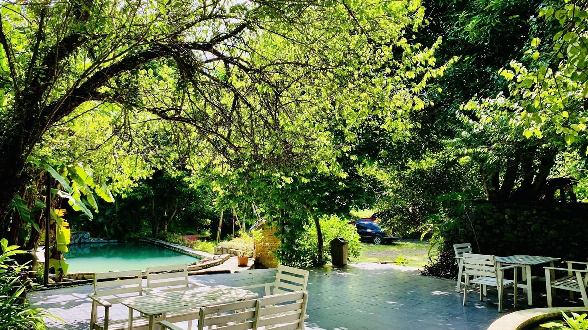 Hoa Binh Cabin | Muong Retreat