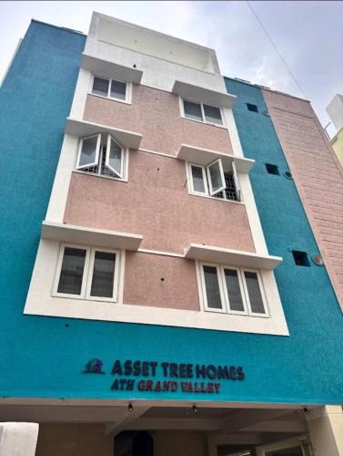 Chennai Apartment | MURALI homestay near airport with shuttle service