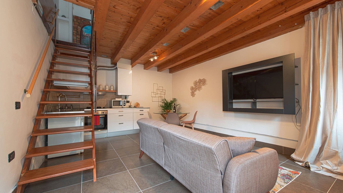 Longa Apartment | MURANO Place - RIVA House