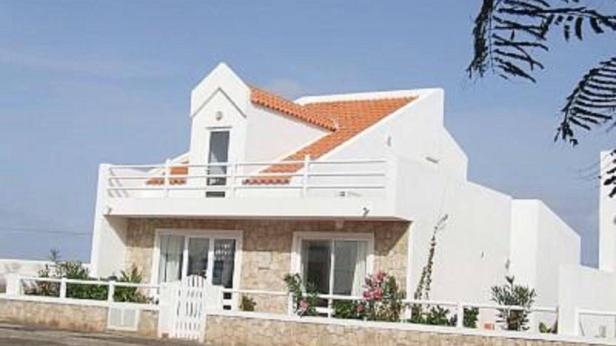 Murdeira Villa | Murdeira, Sal very spacious modern detached 3 bed villa, 2 bath coastal resort