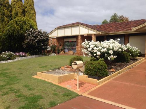 Leeming Bed & Breakfast | Murdoch Station Bed & Breakfast