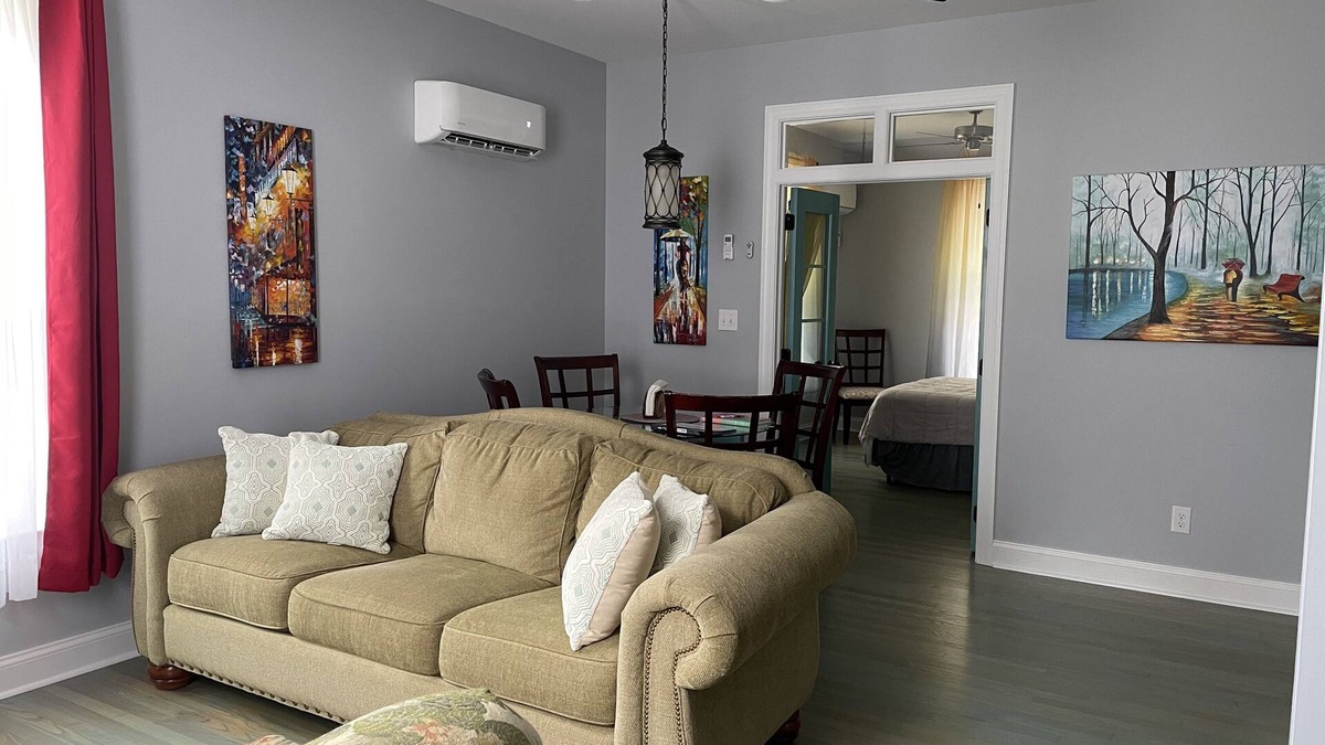 Afton Apartment | Murphy’s Place 2-bedroom apartment near hiking skiing wineries and breweries.