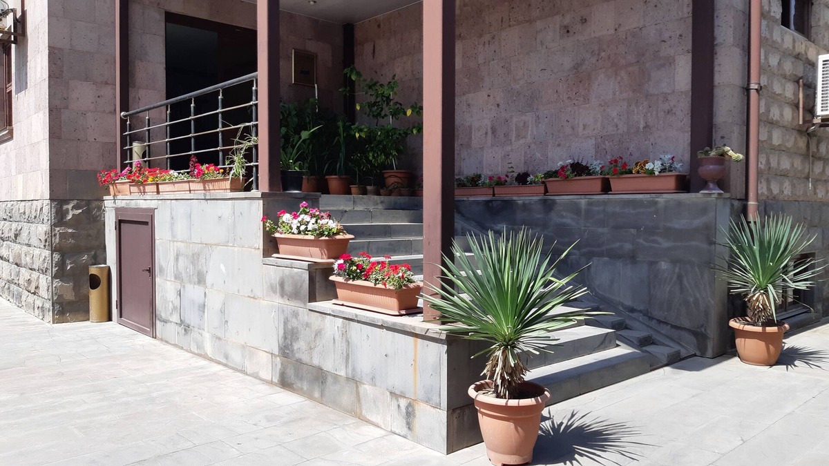 Erebuni Hotel | Musa Ler Hotel Yerevan