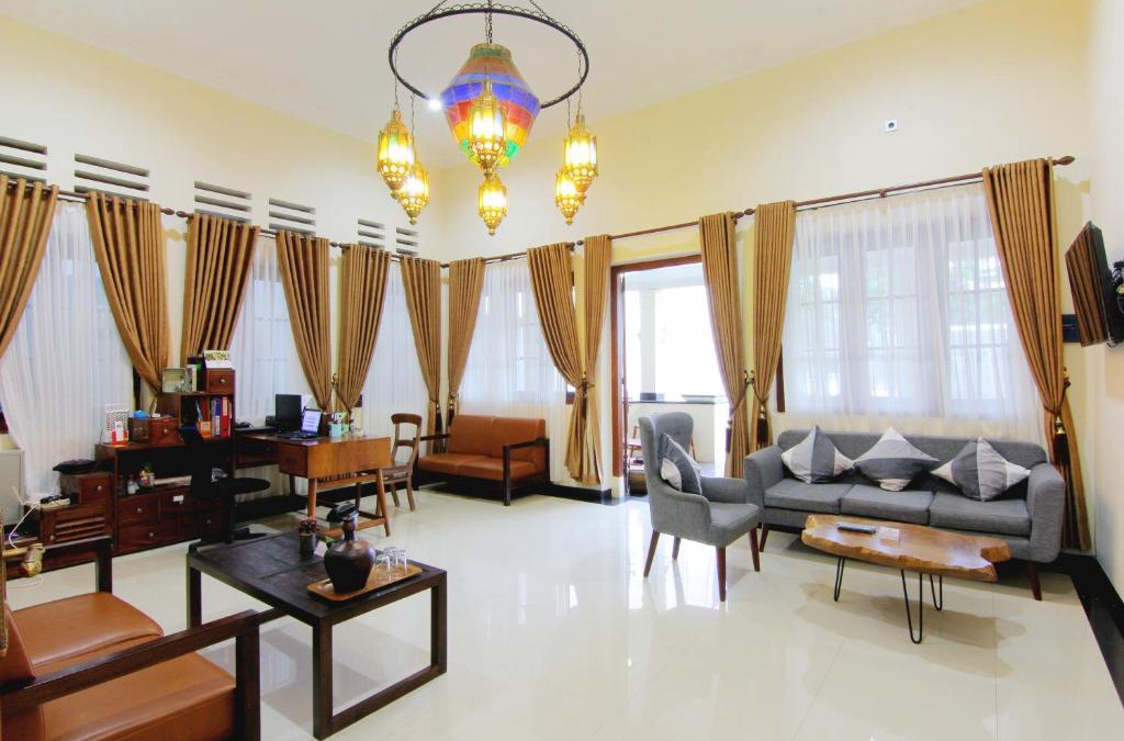 Surakarta House | Musafir Guest House Syariah