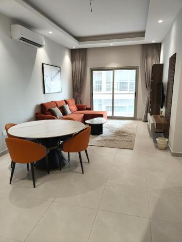 Al Khuwair Apartment | Muscat City Stay-2BR Apt 108 near Grand & Avenue Mall