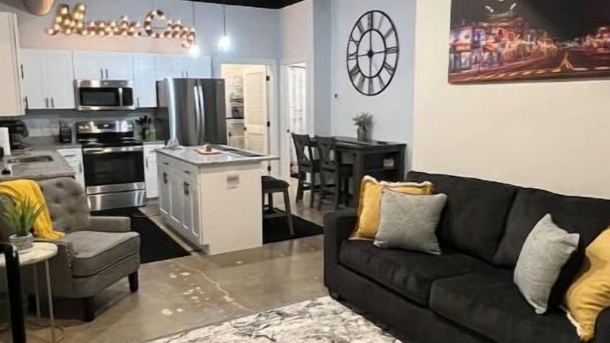 Clarksville Condo | Music City Condo