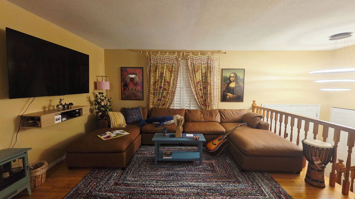 Maryland Heights House | Music & Memes + Arcade – 2 Min Westport, 8 Min Creve Coeur Lake + Desk + Roku TV
