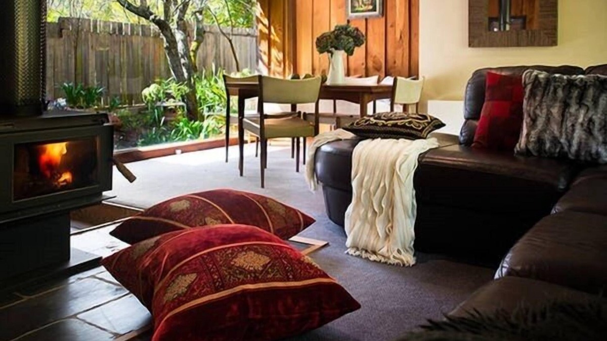 Musk Cabin | Musk Creek Hollow- Pet friendly- Japanese inspired cabin 10% off weekly stays