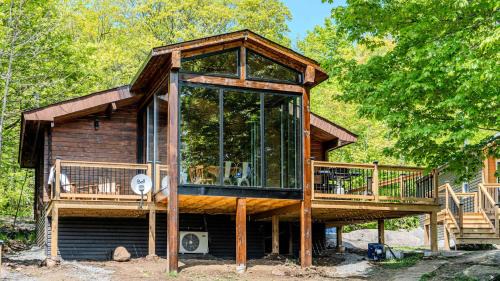 Muskoka Lakes House | Muskoka Lakeview Cottage - Pier 100 #40