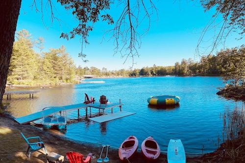 Bala House | Muskoka Waterfront Cottage - Moon River with HOT TUB