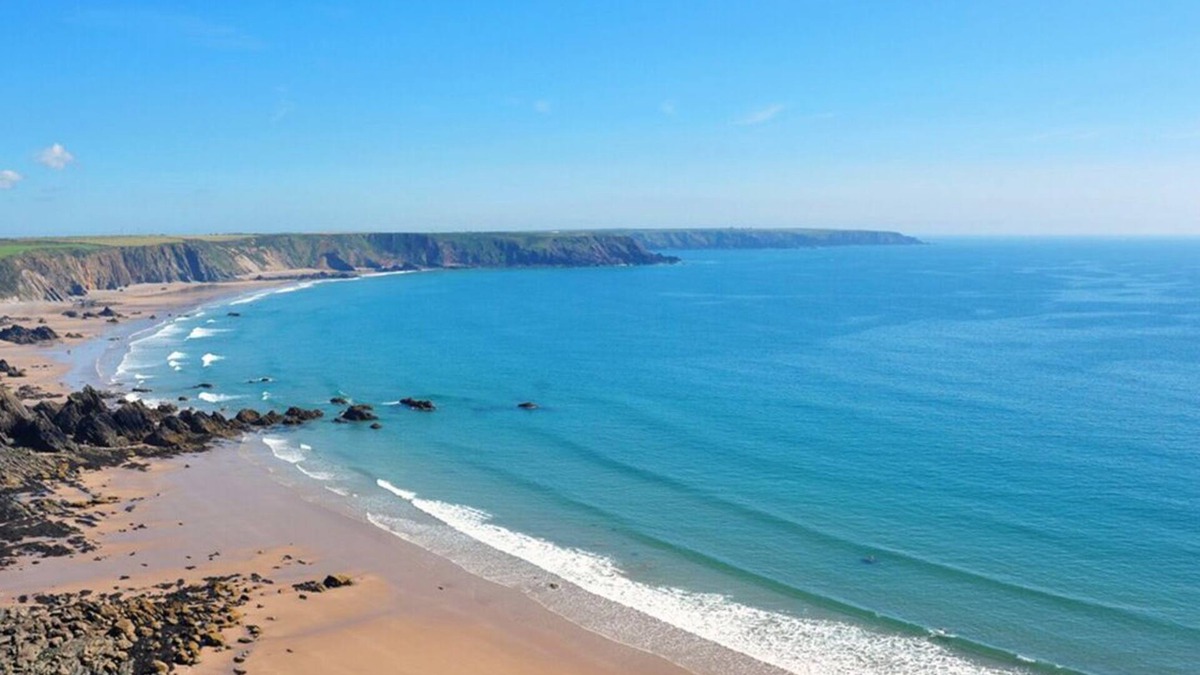 St Ishmaels Cottage | Musselwick House, holiday property St Ishmaels, Near Dale, Sleeps 8, 4 bedrooms, bathrooms