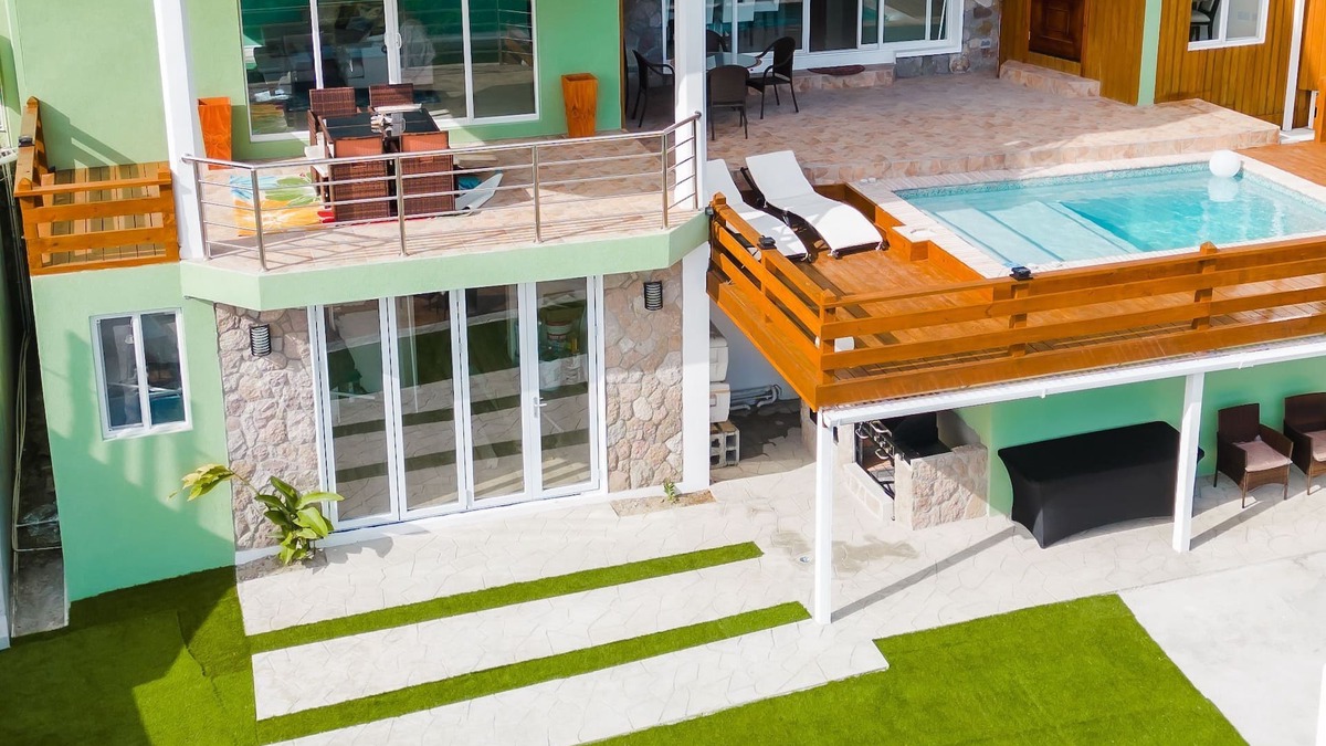 Laborie Villa | MVE: Breathtaking ocean view, 3mins 2 beach; One of a kind peaceful villa