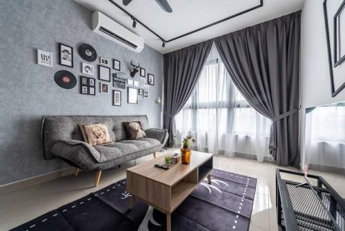 Taman Pertama Apartment | MVE20 KL Sunway Velocity Ikea MRT Cheras #8pax-1cp