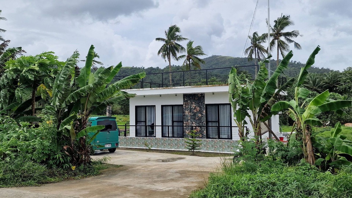 Surigao House | MW UrbanTerrace 2 -Surigao del Norte (House 2)nEntire House