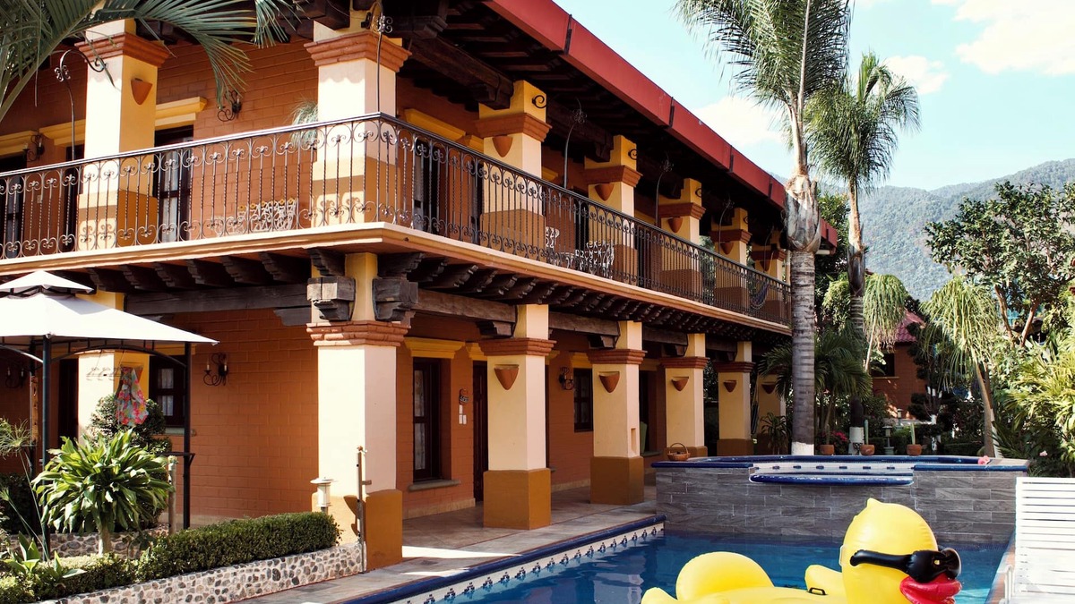 San Felipe del Agua Villa | Terra-Cotta in Oaxaca’s top neighborhood