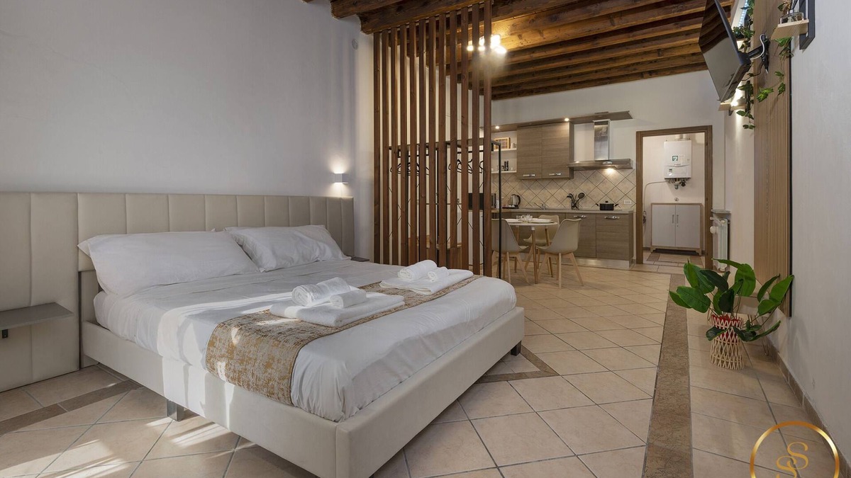 Somma Lombardo Apartment | [MXP Airport - Ticino Natural Park] Free parking