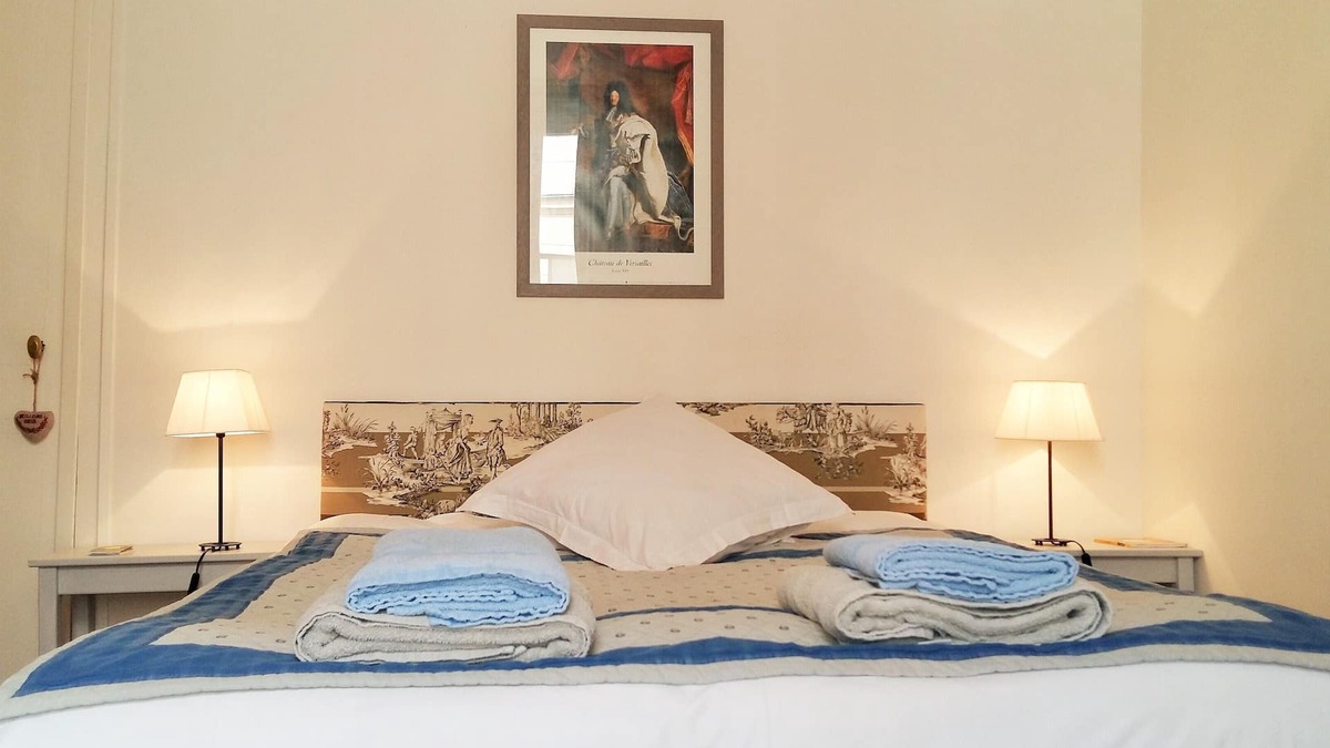 Notre-Dame Apartment | My Appart'à Versailles a charming two-rooms in the heart of Versailles