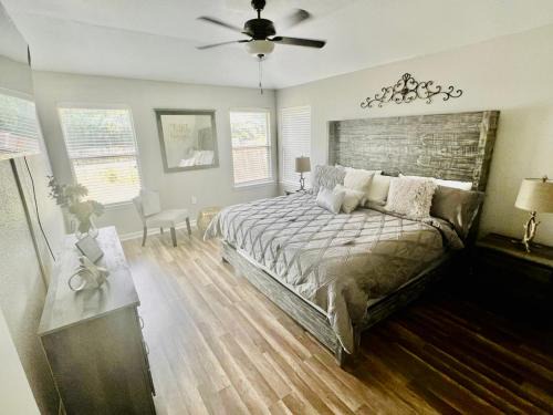 Southside Villa | My Enchanted and Cozy Home, Lackland AFB, Sea World, Confortable