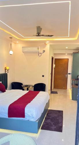 Mohangarh Apartment | My Guest Stay at Omaxe Hazratganj