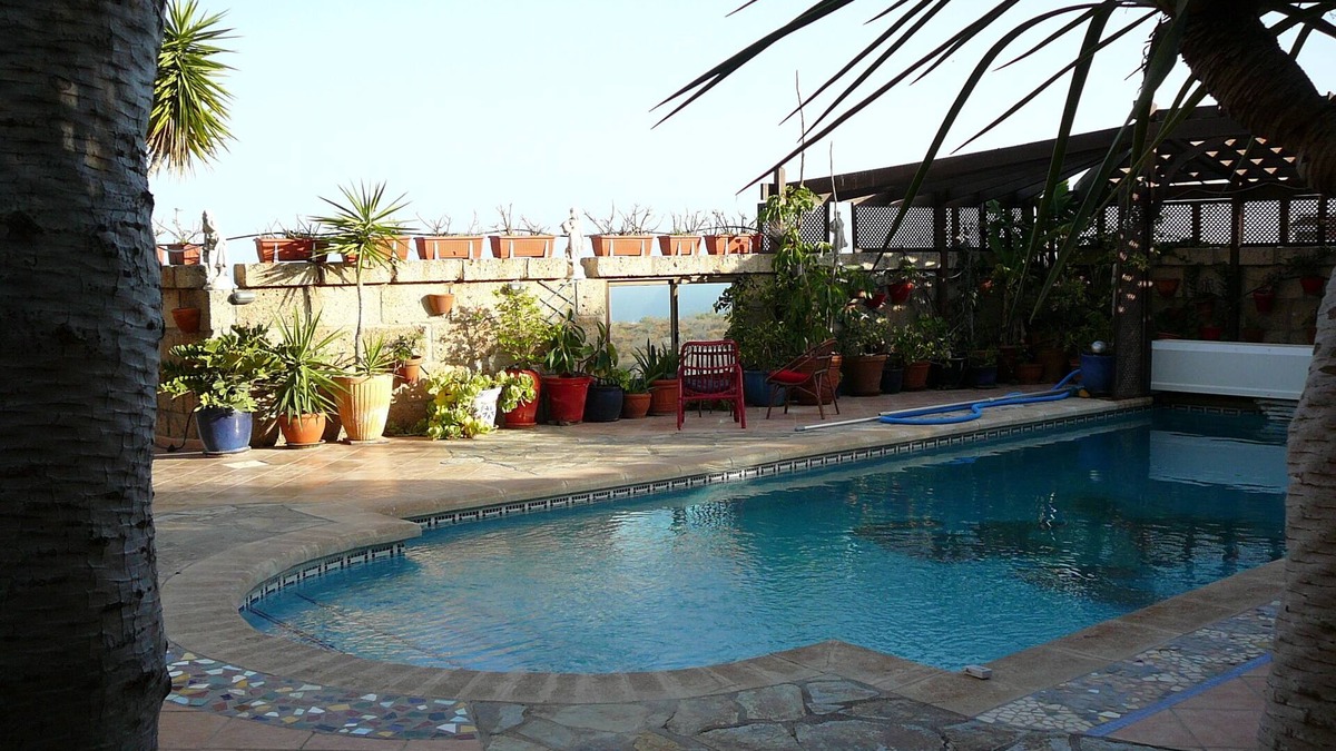 San Isidro House | My Home is my Castle, Private Pool, Biljard, Sauna, Tropical Garden