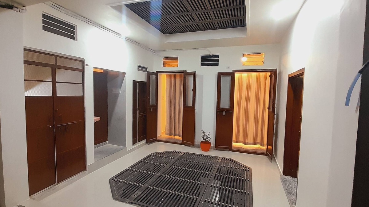 Pink City House | My HomeStay Jaipur SONI 2700 1 Person Centrally Located B&B