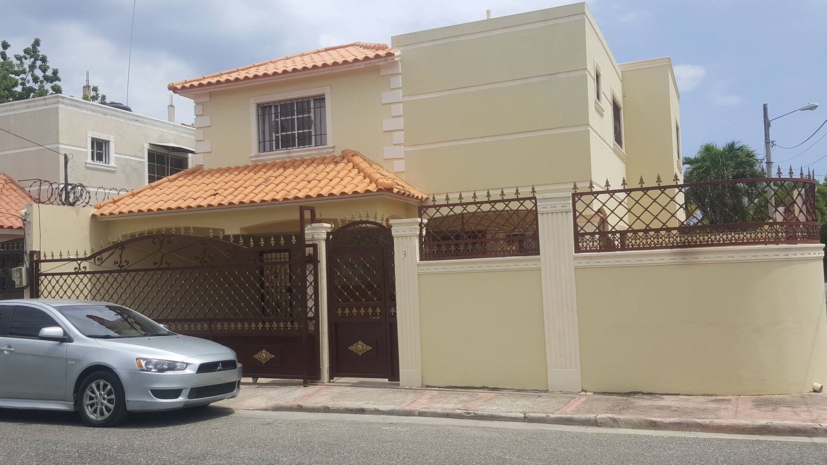 Los Frailes House | my House is very big and the area is quiet and secured