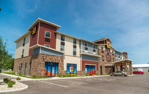 Aberdeen Hotel | My Place Hotel-Aberdeen, SD