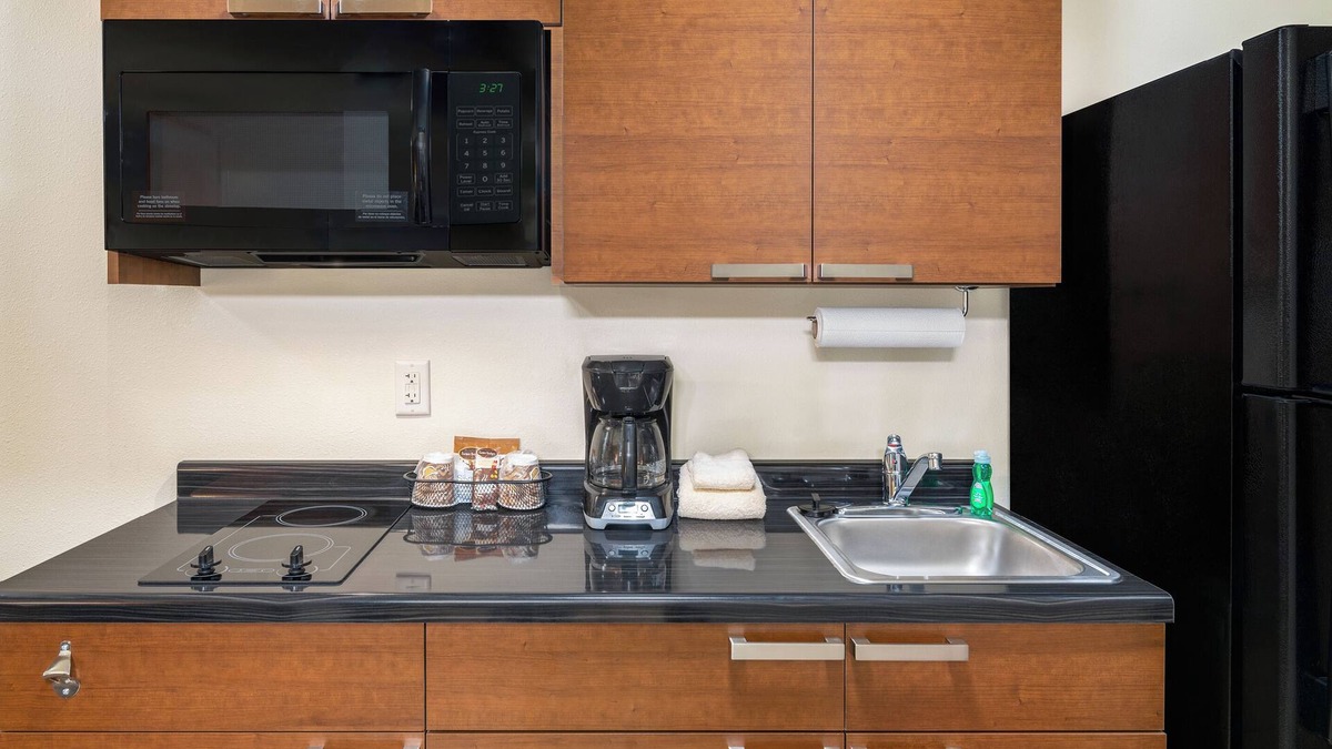 Wixom Hotel | My Place Hotel - Wixom/Novi/Detroit, MI