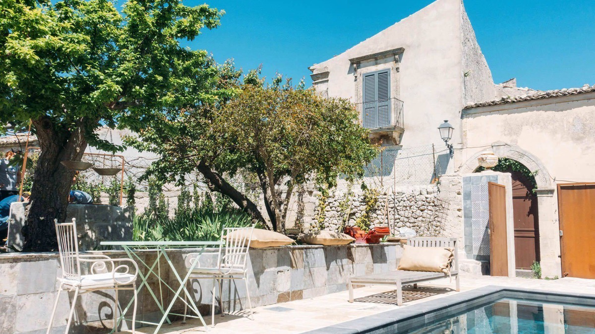 Palazzolo Acreide Historic Centre Villa | My Rental Holmes - Villa Acreide in center of town with private pool