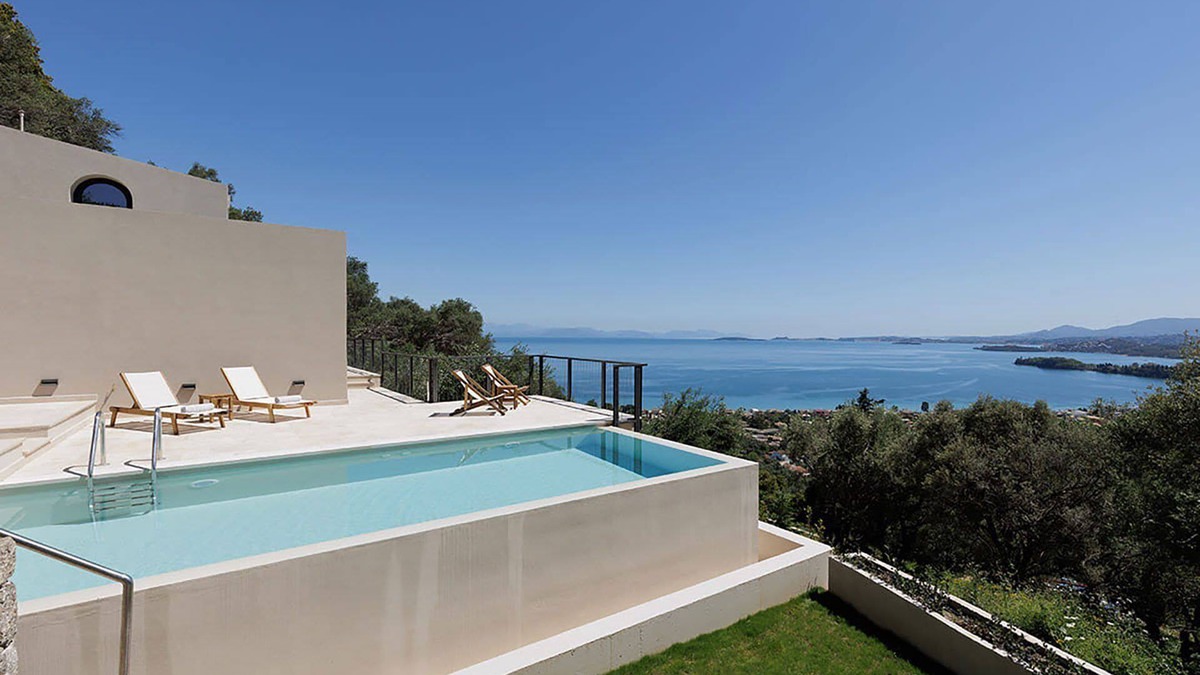 Afra Villa | My Rental Homes - Villa Garcia with infinity pool, equipped terrace and sea view.