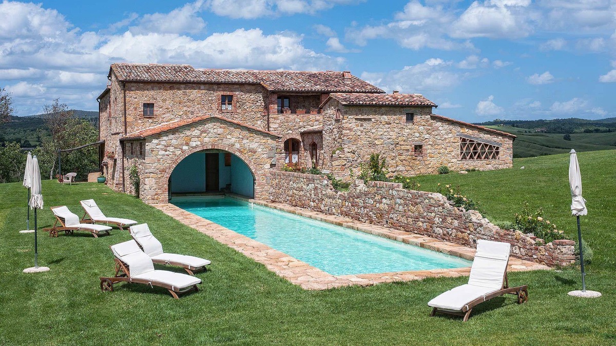 Pienza Villa | My Rental Homes - Villa Pienza with private pool and garden. Wonderful view