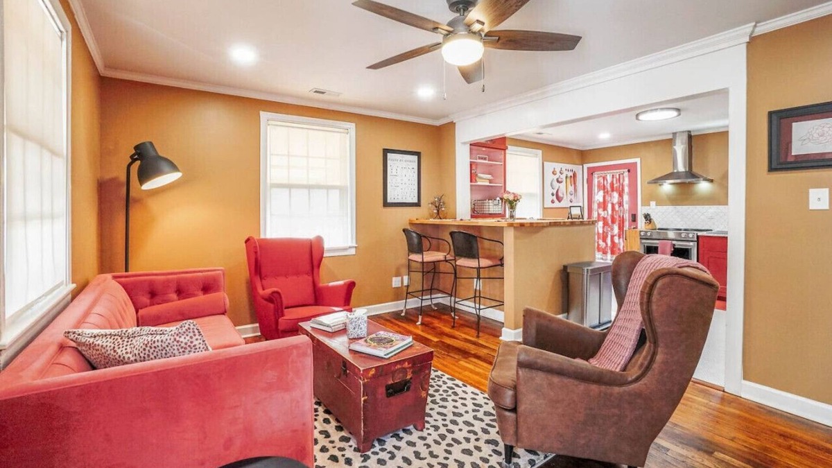 Greensboro House | My Sister's House Downtown Greensboro - Whole Home